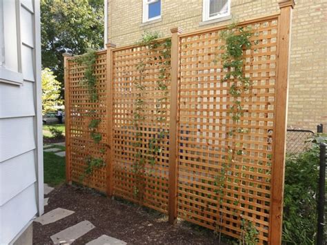 Simple Freestanding Deck Diy Outdoor Privacy Screen Diy Lattice