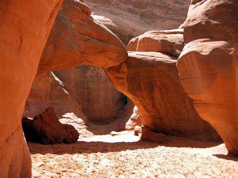 Sand Dune Arch Arches Natl Park Utah National Parks Places To Go
