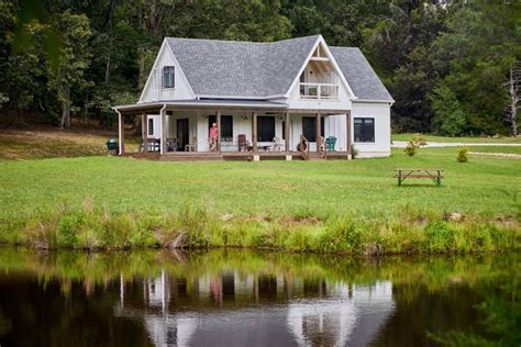 Houzz Tour A Tennessee Farmhouse With Room For Guests