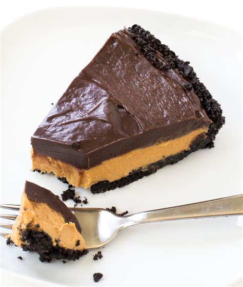 This is the best peanut butter cream pie i've ever had!! Chocolate Peanut Butter Pie (No Bake!) - Chef Savvy