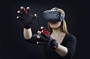 Use your fingers to play in Vive's world with the Manus VR glove | Engadget
