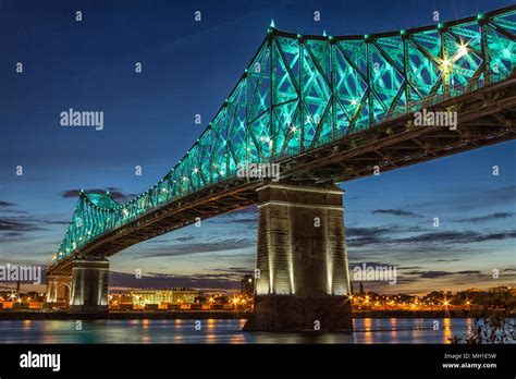 The Jacques Cartier Bridge Of Montreal Stock Photo Alamy