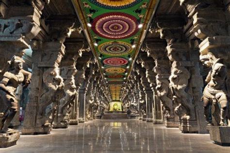 Inside Of Meenakshi Hindu Temple In Madurai Tamil Nadu South