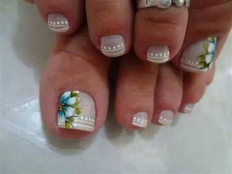 Decoracion de uñas francés con flores french nail art flowers. 53 Divertidos Diseños de Uñas para Pies