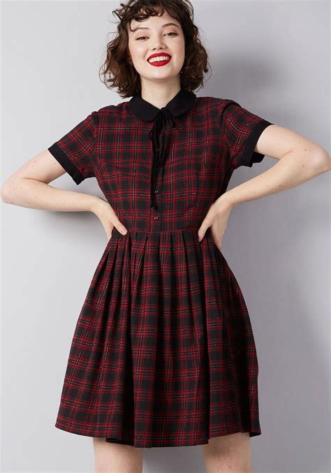 Styled To Smile Plaid Dress In Xxs Short Sleeve Fit And Flare Knee