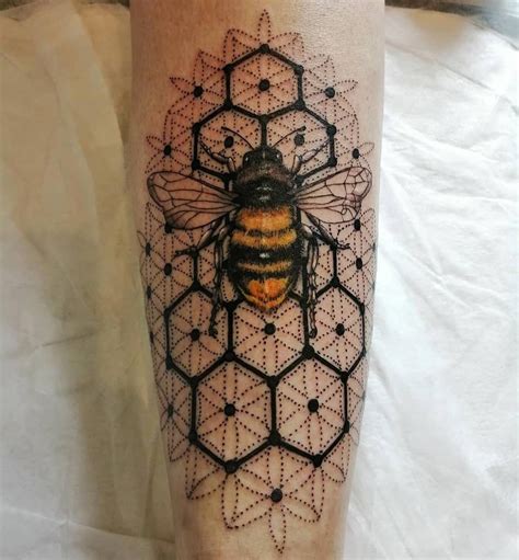 Pin By L Bee On Tattoos In 2020 Queen Bee Tattoo Bee Tattoo Honey