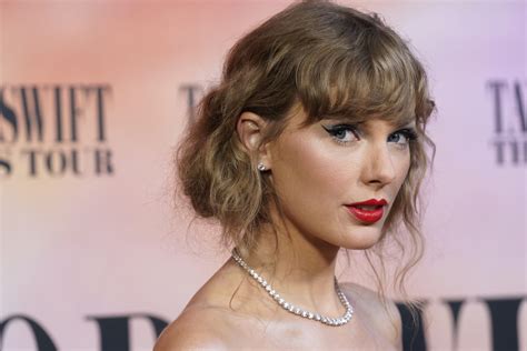 taylor swift s eras tour concert film debuts in wisconsin wpr