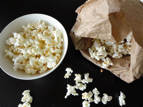 How To Snack Healthy Perfect Microwave Popcorn How To Eat