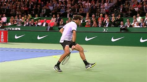 Roger Federer Nails Amazing Tweener Tennis Video Eurosport