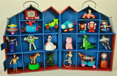 Toy Story 2 Mcdonalds Complete Set Of Happy Meal Toys In Als Toy Barn