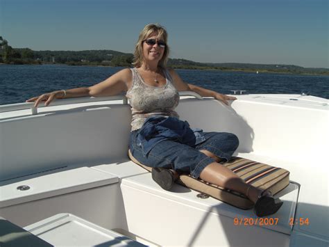 Post The Best Picture Of Your Lady On Your Boat Page 139 The Hull