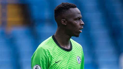 Edouard Mendy: Chelsea goalkeeper pulls out of Senegal squad due to