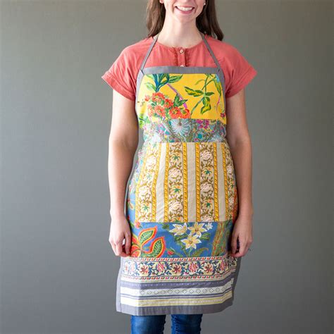 Ph Estelle Patchwork Apron Rileys Southern Goods And Gardens