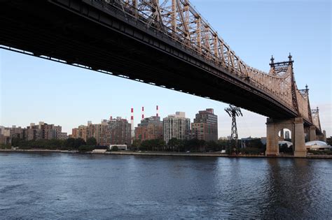 59th Street Bridge A Sibilant Intake Of Breath