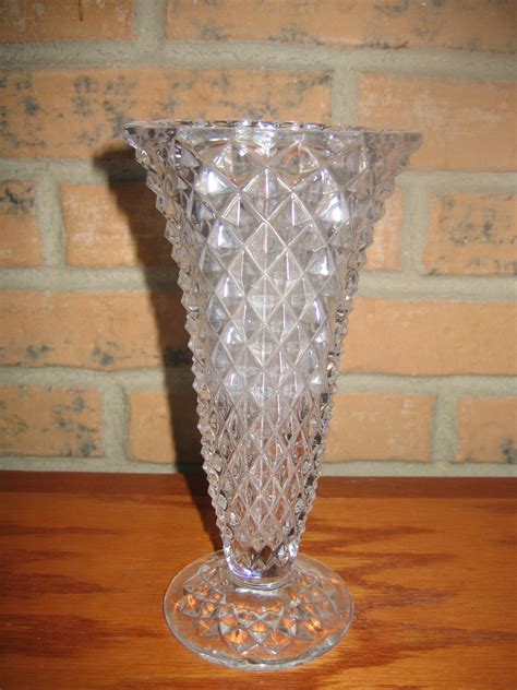 Vintage Glass Diamond Cut Pattern Flower Vase Item 1021 For Sale