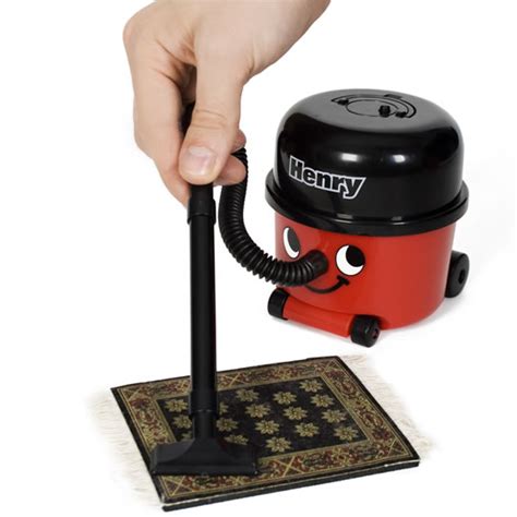 Henry The Cartoonish Mini Vacuum Cleaner