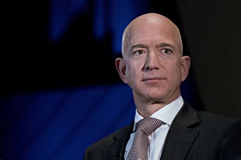 Дже́ффри престон «джефф» бе́зос (англ. Jeff Bezos' Amazon HQ2 decision on New York says much about his resolve