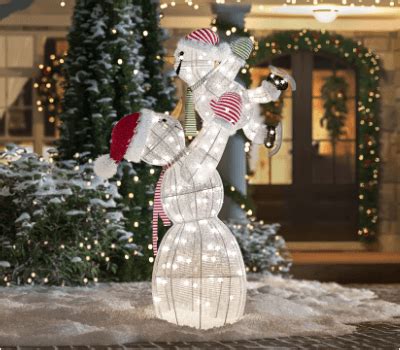 Guards your family from evil spirits and danger and serves as the traditional messenger of good luck and goodwill. Outdoor Yard Decorations | Outside christmas decorations ...