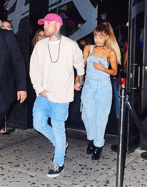 Why Ariana Grandes Fans Think She Honored Mac Miller With Her Makeup Hollywood Life