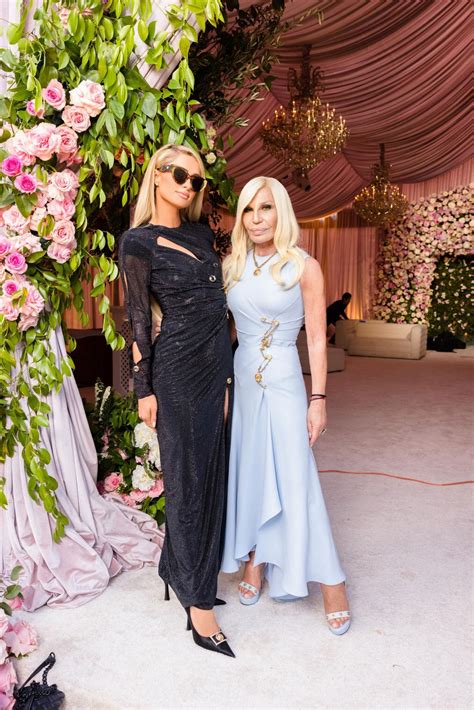 Britney Spears Marries Fiancé Sam Asghari In Fairy Tale Wedding 2022