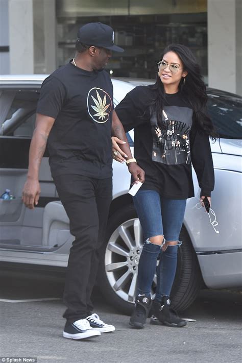 Photos Diddy Holds Hands With Girlfriend Cassie As He Takes Her On Lingerie Shopping In Hollywood