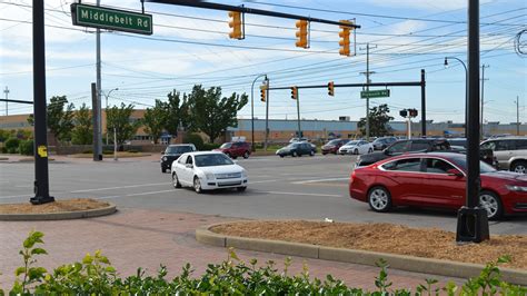 Livonia police arrest two men in fatal stabbing investigation