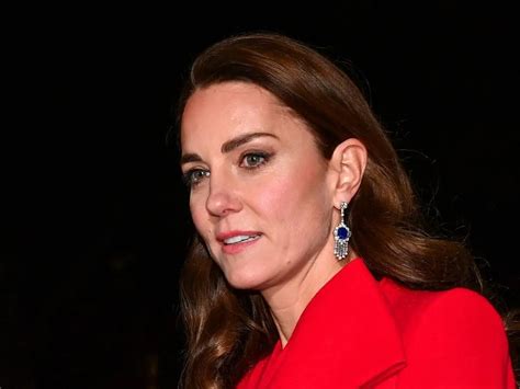 Kate Middleton Impresiona En Bikini Piernas Musculadas Parece Una Atleta