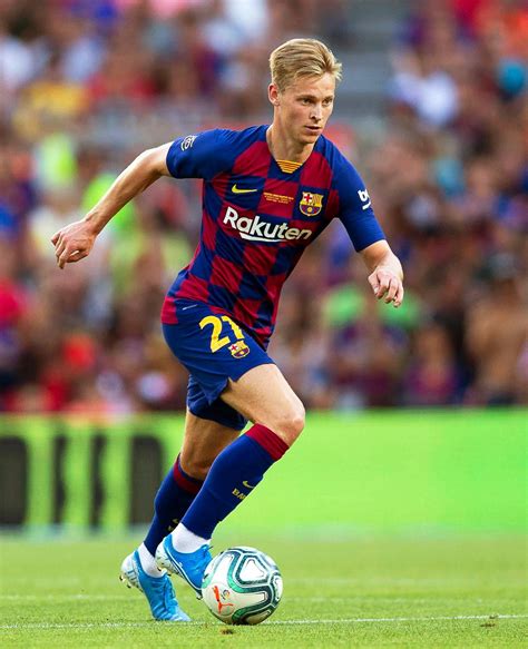 If he continues this way, there is little to no evidence showing why de jong should be benched. FC Barcelona verslaat Arsenal bij Camp Nou-debuut Frenkie ...