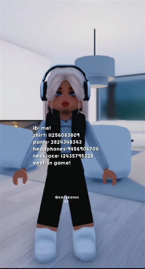 Berry Avenue Mom Fit In 2023 Blocksburg Outfit Codes Black Hair Roblox Coding Clothes