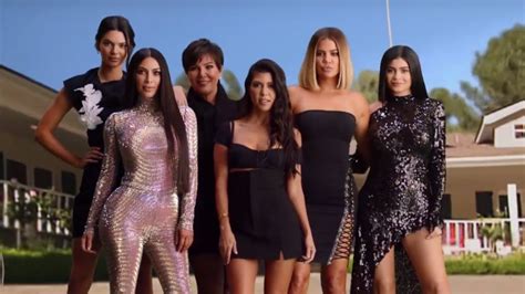 The Kardashian Jenners Remake Season 1 Kuwtk Intro For 10th Anniversary