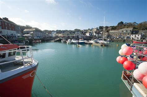 Holiday Cottages In Harlyn Bay Padstow Cornwall Yellow Sands