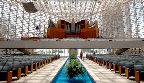 Crystal Cathedral Raises Fraction Of Cash To Stave Off Sale