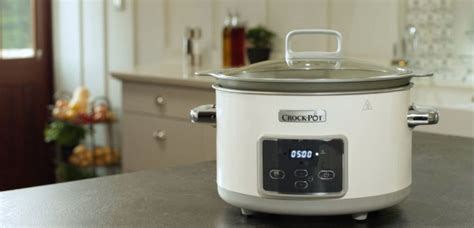 The crock pot lunch crock is a great way to transport soups and stews, as well as warm any leftovers. Crock Pot Settings Symbols : What Do The I And Ii And ...
