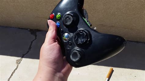 Smashing A Xbox 360 Controller Youtube