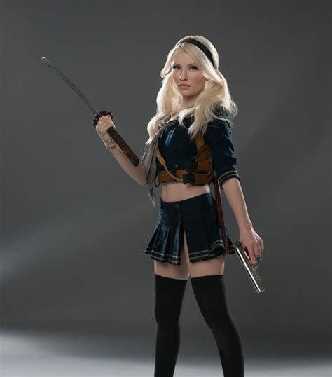 Pin By Christian Garza On Celebrity Emily Browning Sucker Punch Emily Browning Cosplay Woman