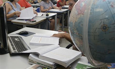 Parceria Entre Prefeitura E Escola De Idiomas Oferece 10 Bolsas De