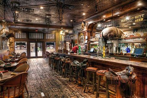 「the bar」おしゃれまとめの人気アイデア｜Pinterest｜Sachin Sihag | 木造, 風景, 町