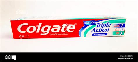 Toothpaste Colgate Hi Res Stock Photography And Images Alamy