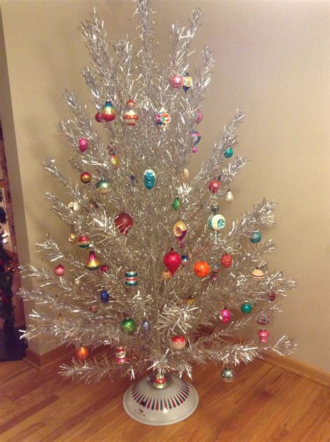 10 Vintage Silver Christmas Tree Decoomo
