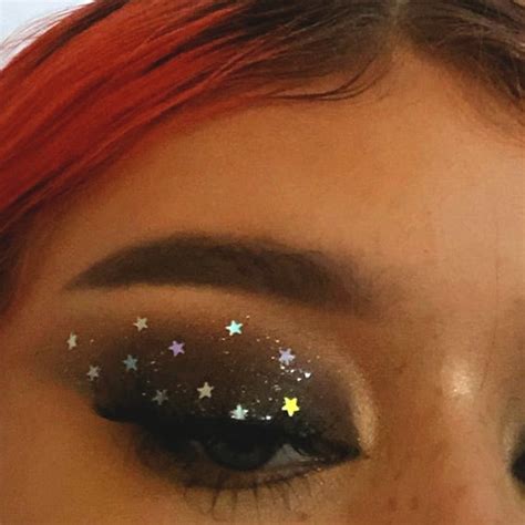 12 Festive Christmas Makeup Ideas Ecemella