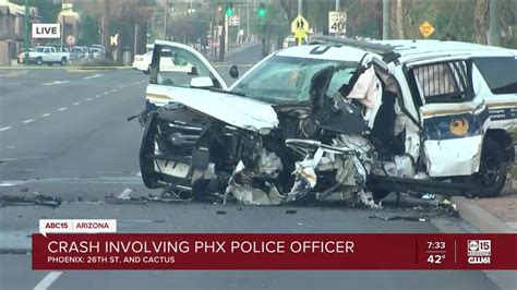 Phoenix Officer Hurt In Crash With Wrong Way Driver