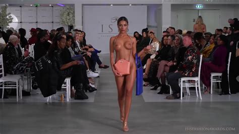 Isis Fashion Awards Nude Accessory Runway Catwalk Hd Diamond Plaza