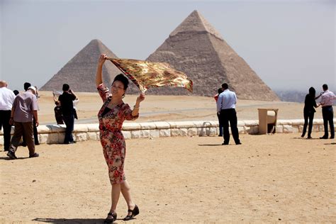 Scientists Discover A Chamber Hidden In The Great Egyptian Pyramid Khaleej Mag News And