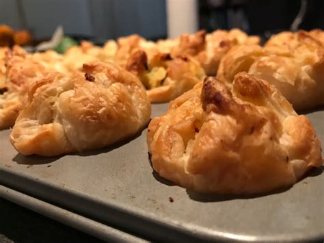 Spiced Potato And Cheese Puff Pastry Slfoodie