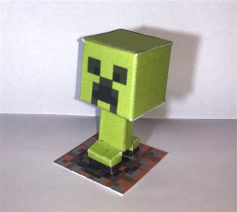 Minecraft Papercraft Set Single Sheet Hinged Mini Creeper With Legs And