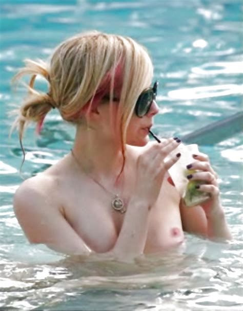Avril Lavigne Photo Leak 13 Pics Xhamster