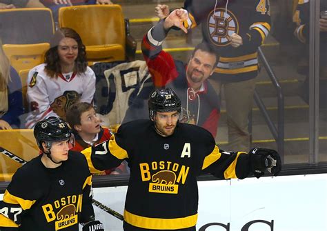 On Way To A Milestone Bruins Make A Statement The Boston Globe