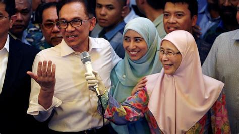 Anwar Ibrahim Declares New Dawn For Malaysia After Release Latest