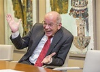 Former ABN Amro chief Gerrit Zalm to lead next stage in coalition talks ...