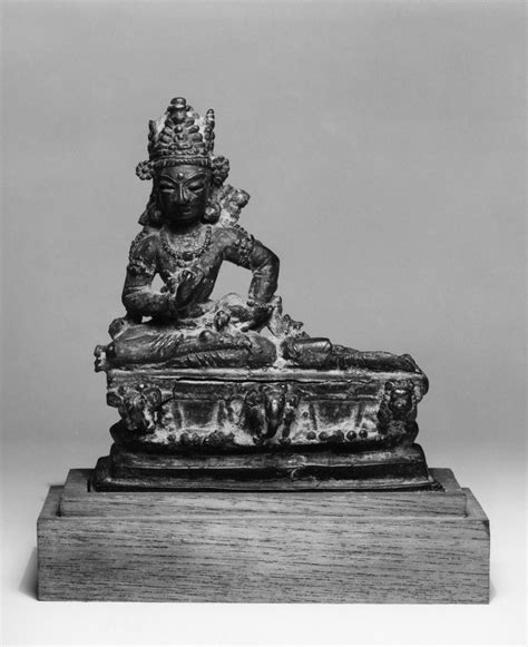 Seated Bodhisattva Avalokiteshvara The Walters Art Museum